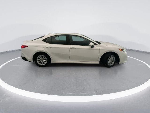 Used 2025 Toyota Camry LE w/ Convenience Package FWD image 7