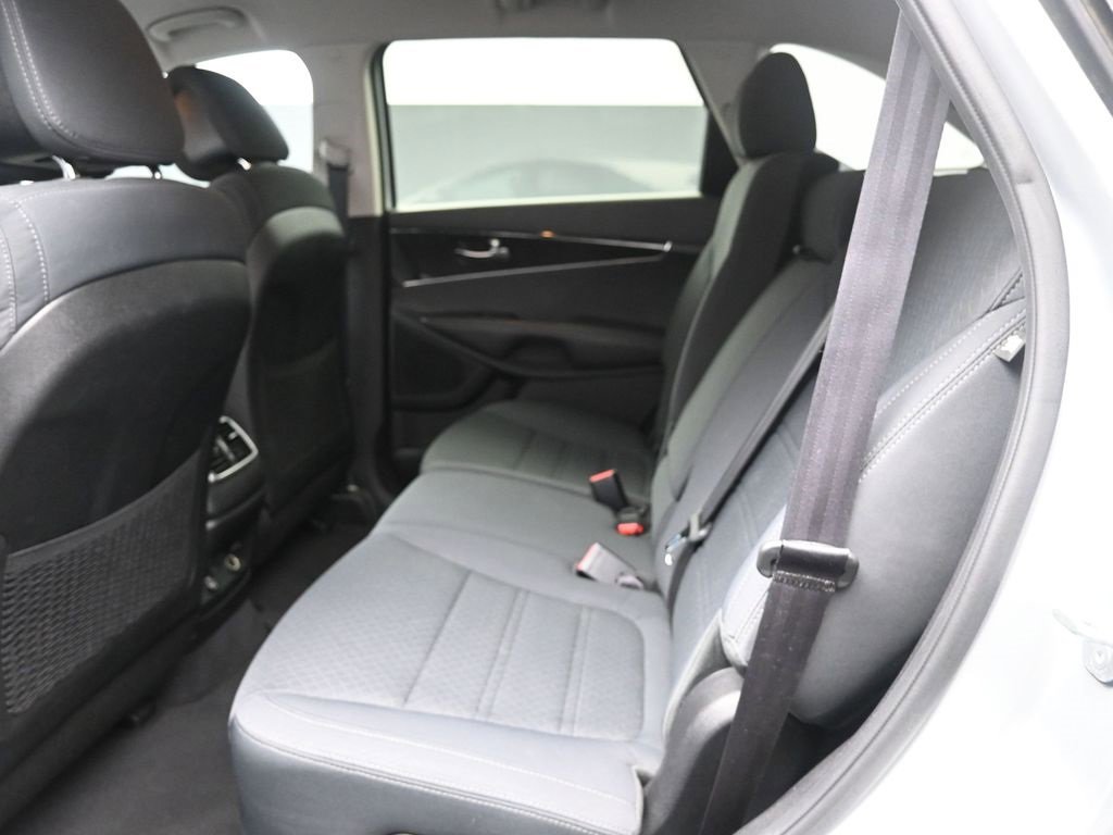 Used 2016 Kia Sorento LX image 20