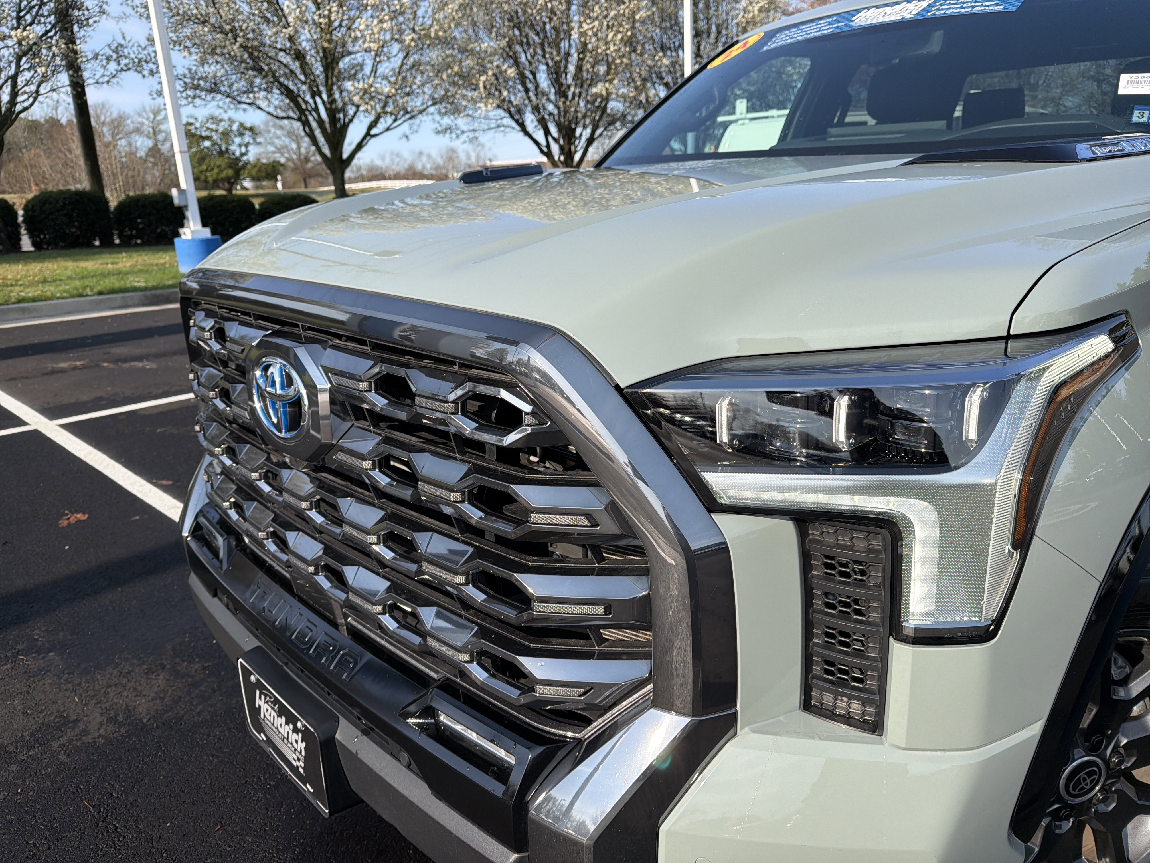 Used 2024 Toyota Tundra Platinum image 6