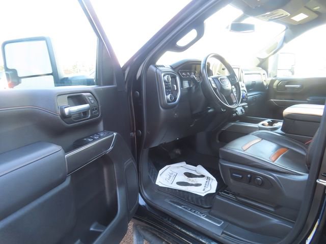 Used 2023 GMC Sierra 2500 AT4 w/ Gooseneck/5TH Wheel Package AWD/4WD image 17