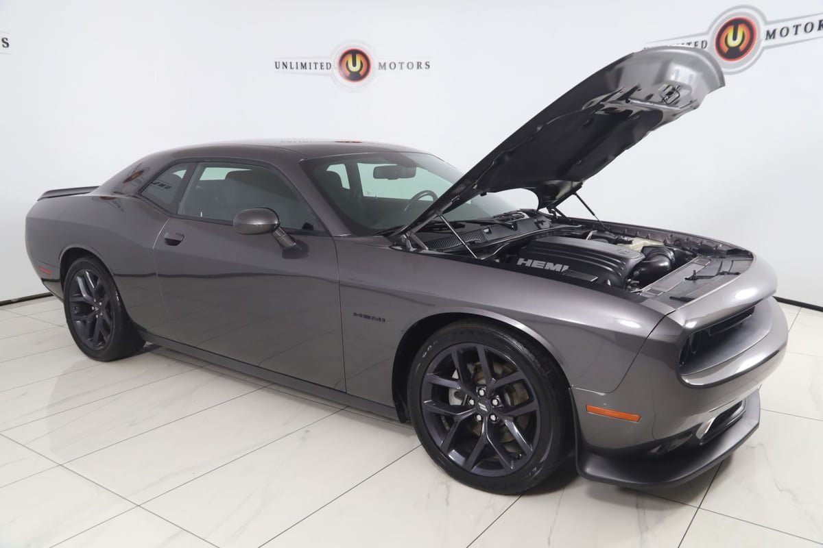 Used 2022 Dodge Challenger R/T w/ Blacktop Package RWD image 22