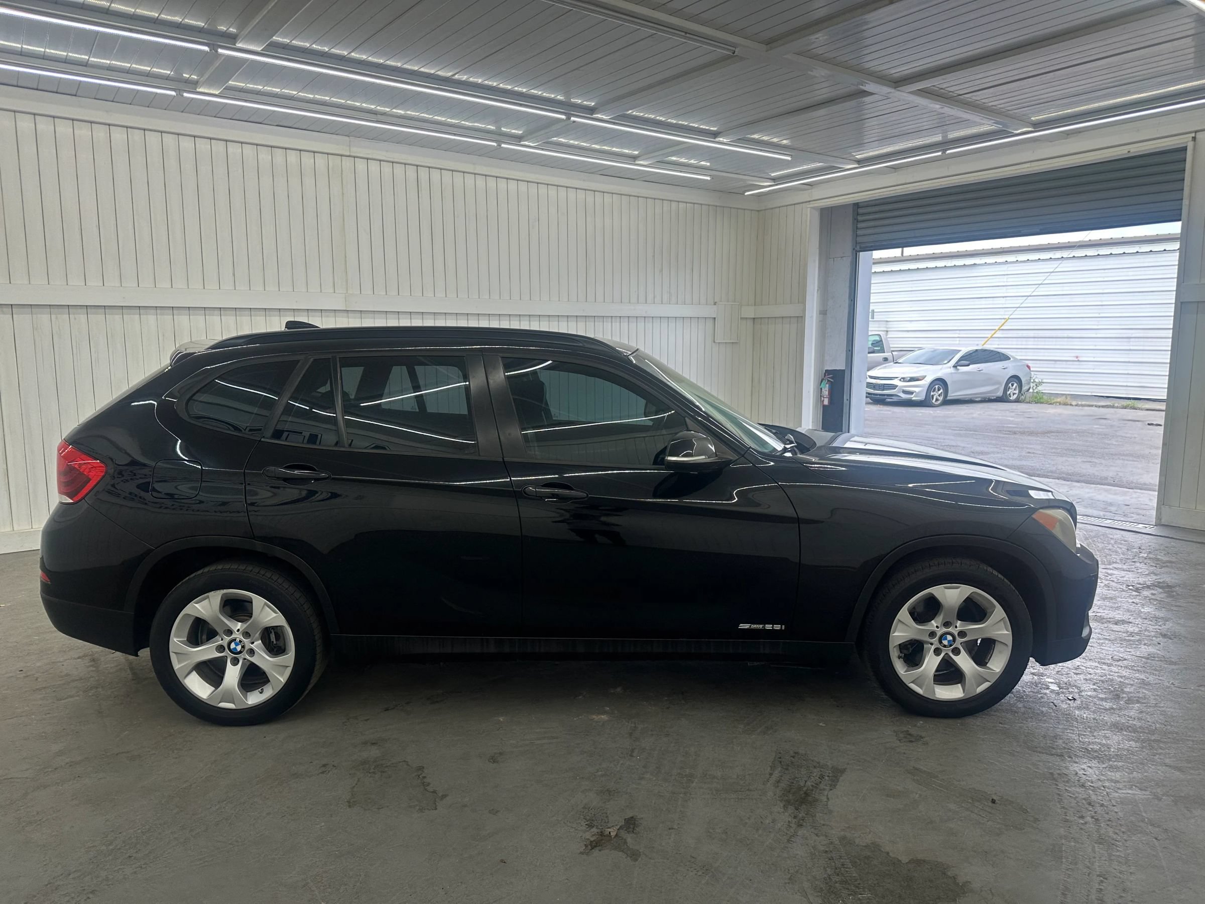 Used 2013 BMW X1 sDrive28i RWD image 4