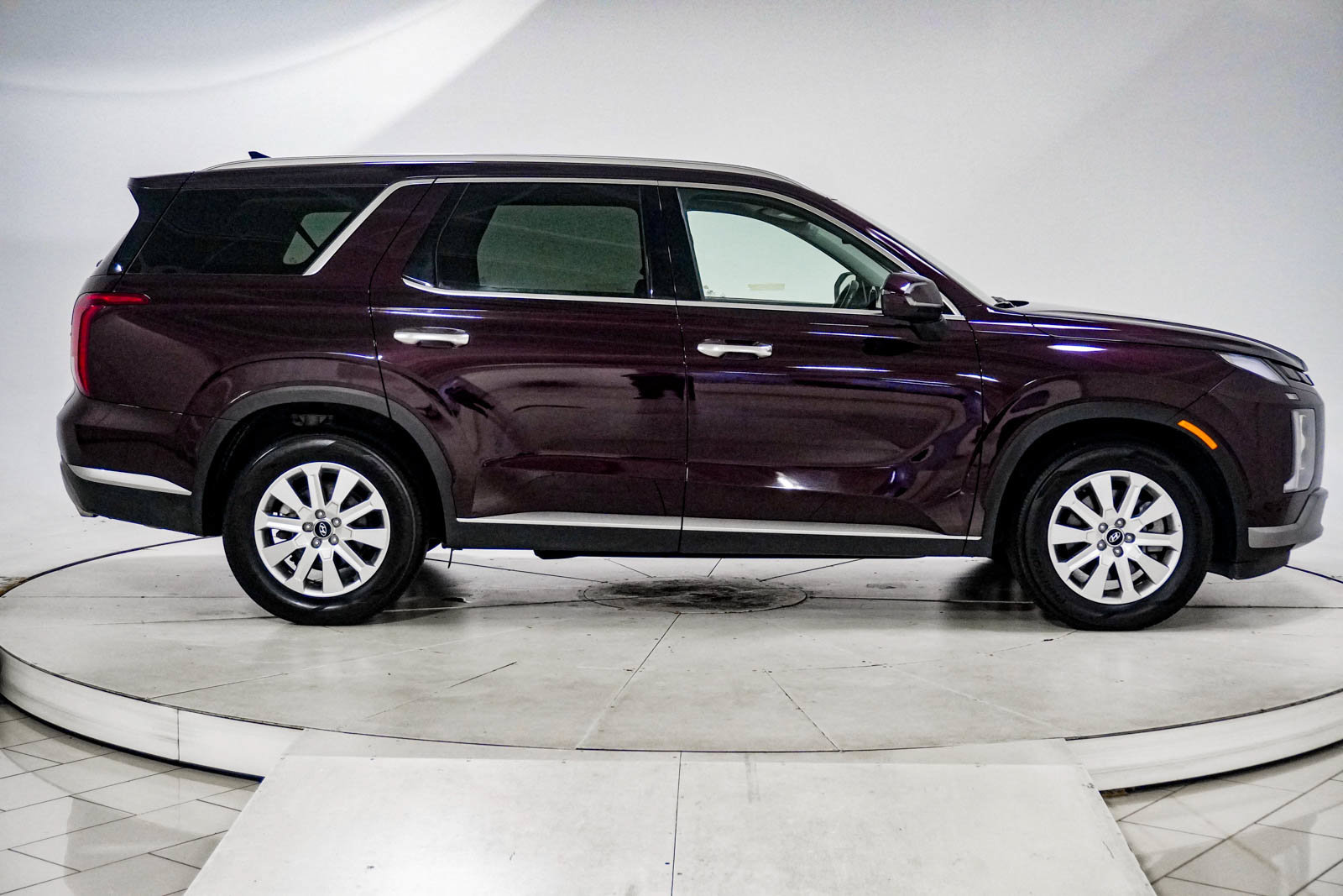 Used 2024 Hyundai Palisade SEL AWD/4WD image 13
