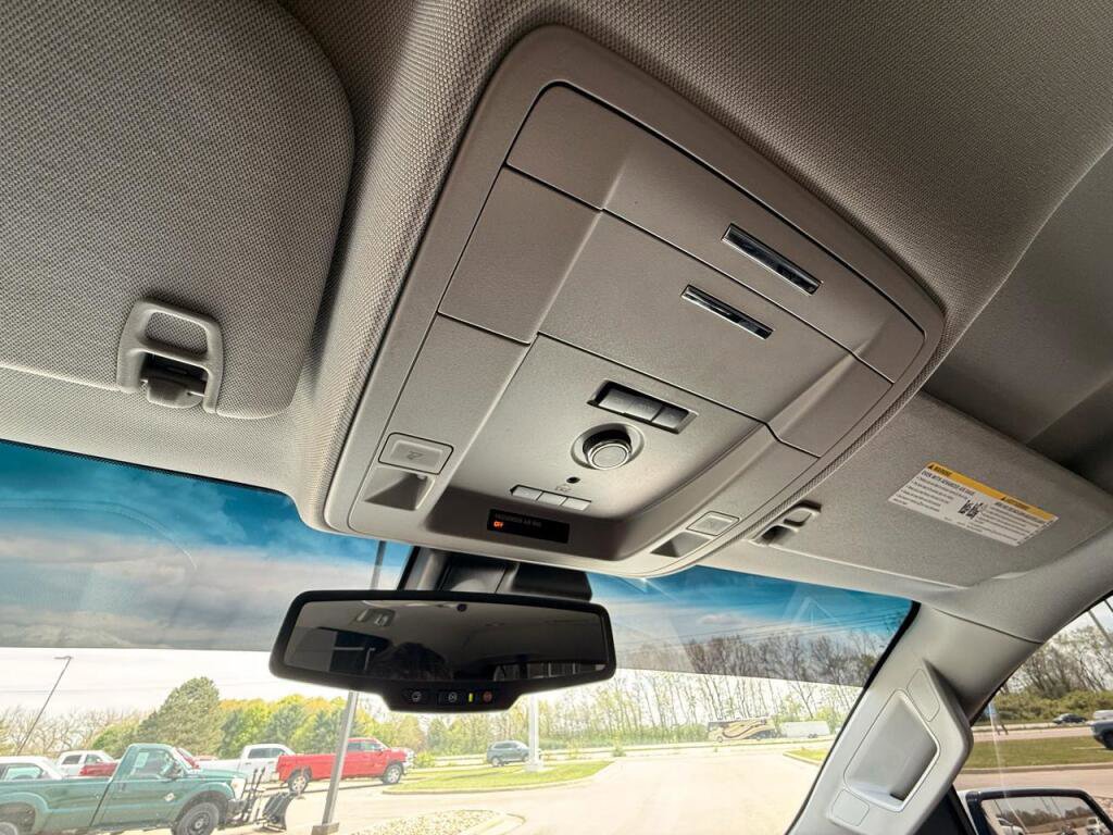 Used 2019 GMC Yukon SLT AWD/4WD image 23