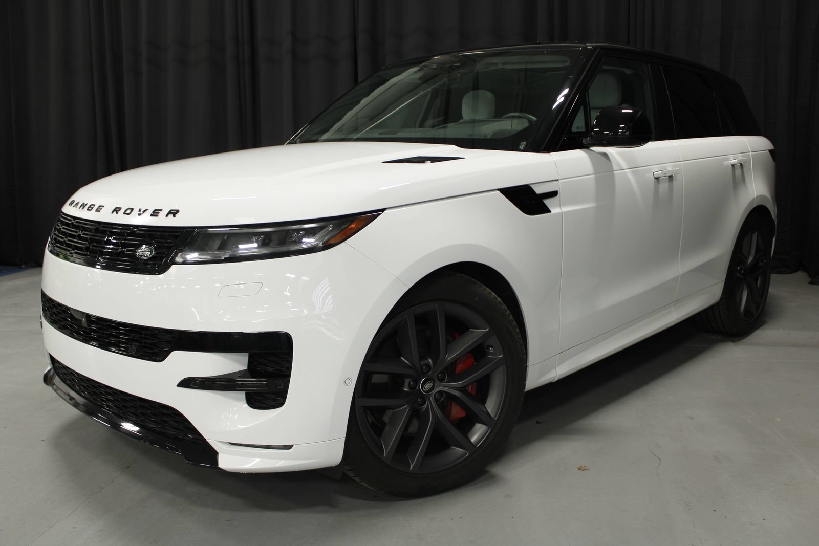 Used 2025 Land Rover Range Rover Sport Dynamic SE