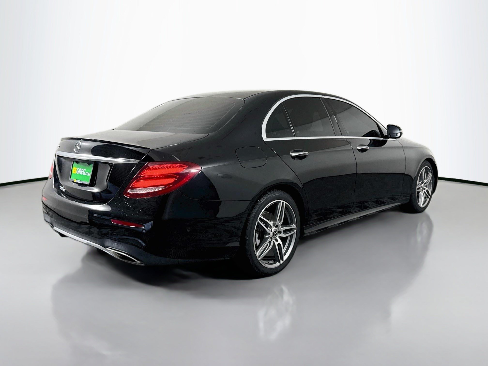 Used 2019 Mercedes-Benz E 300 w/ Premium 1 Package image 10