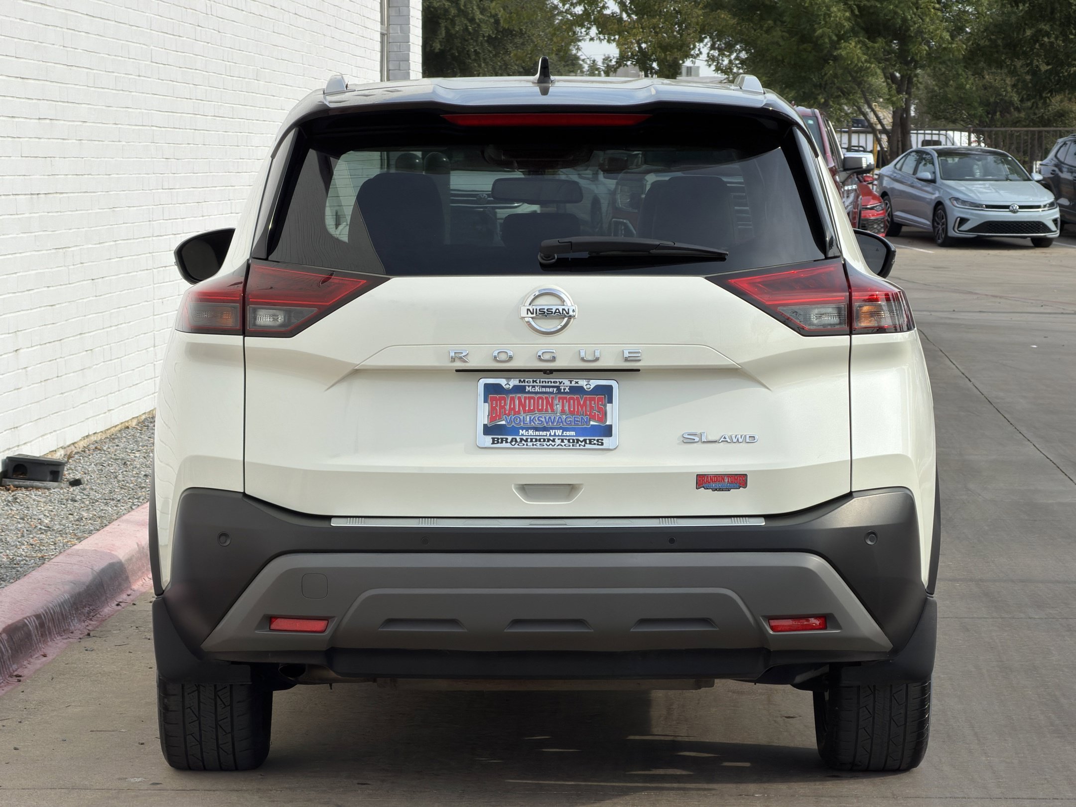 Used 2021 Nissan Rogue SL AWD/4WD image 7