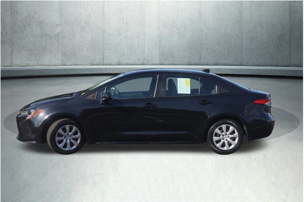 Used 2020 Toyota Corolla LE FWD image 14