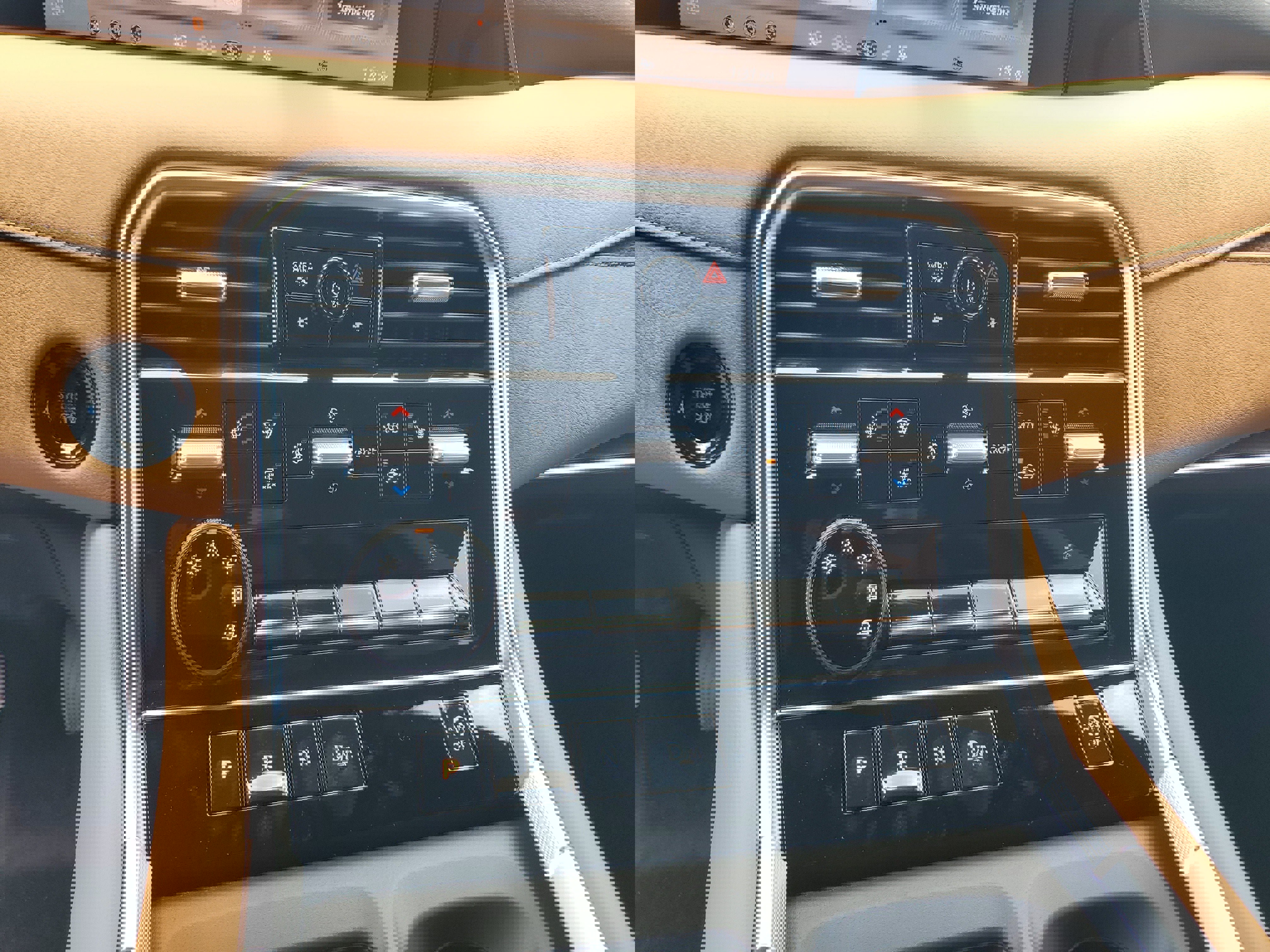 New 2025 Nissan Armada SL w/ Captain's Chari Seat Package image 17