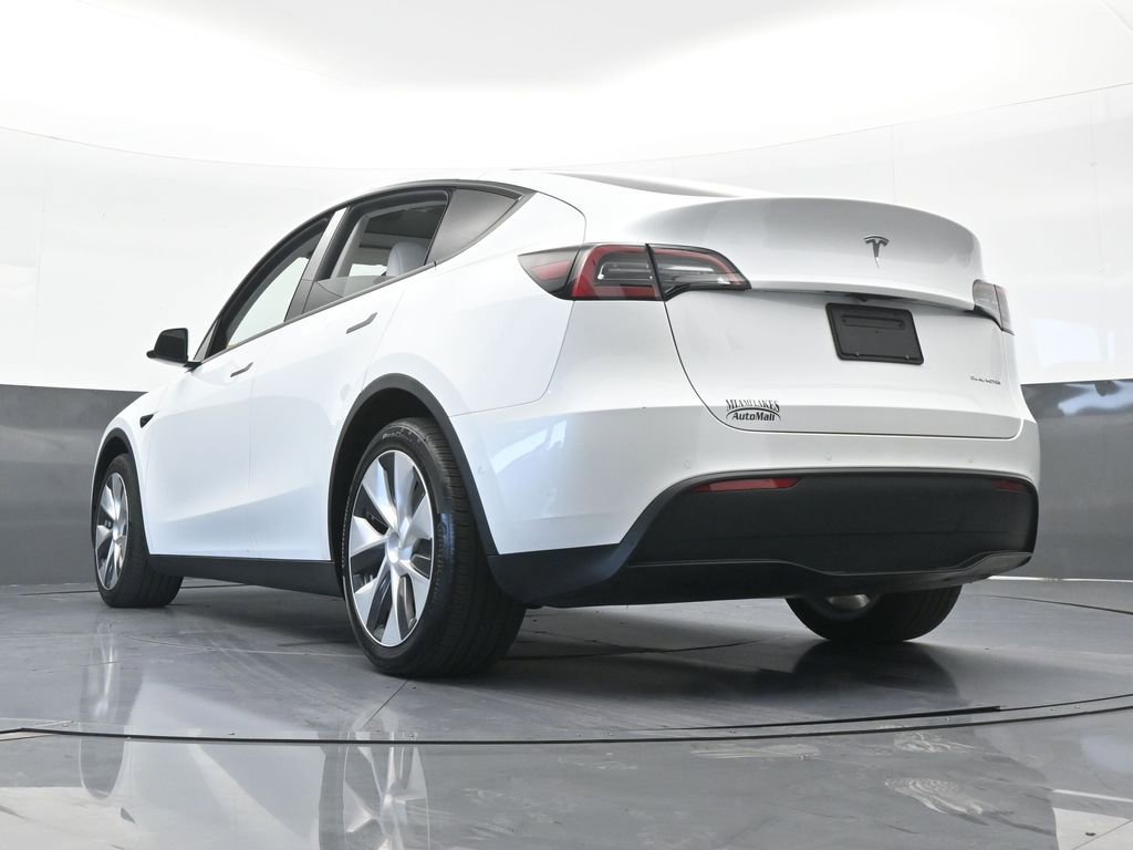 Used 2021 Tesla Model Y Long Range AWD/4WD image 48