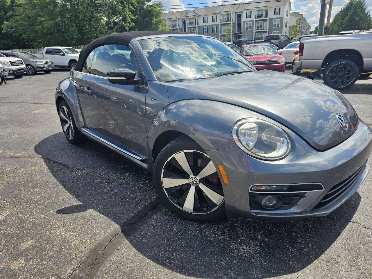 Used 2014 Volkswagen Beetle R-Line FWD image 4