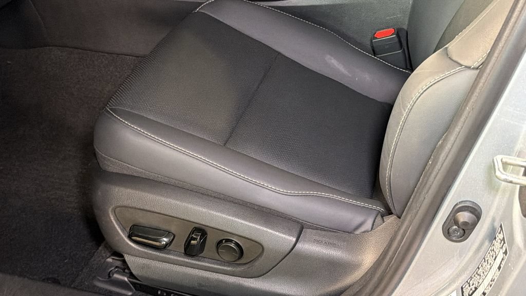 Certified 2024 Lexus UX 250h F Sport AWD/4WD image 21