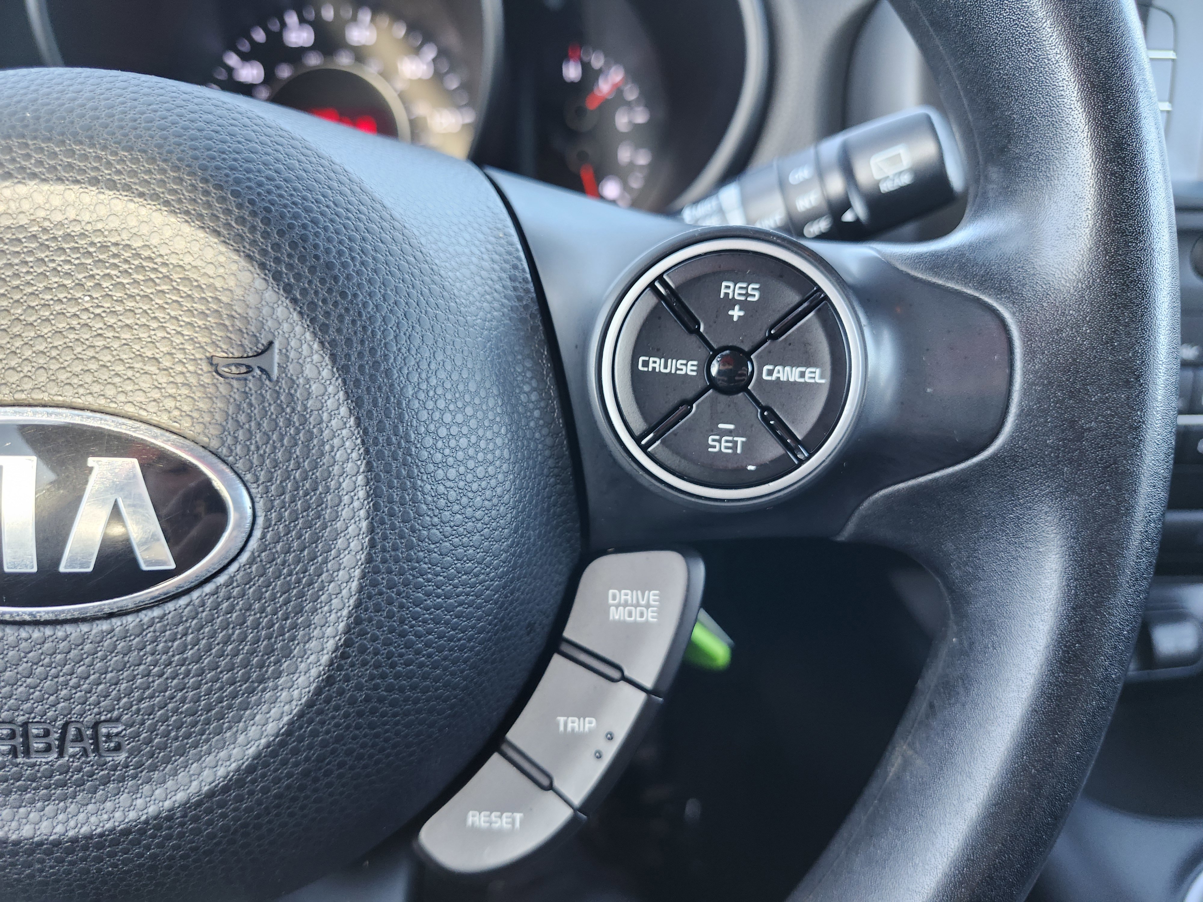 Used 2017 Kia Soul + FWD image 28