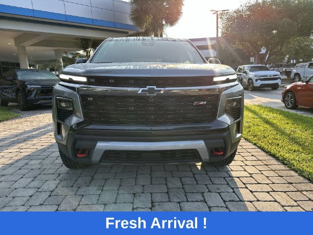 Used 2025 Chevrolet Traverse Z71 w/ Driver Confidence Package AWD/4WD image 19