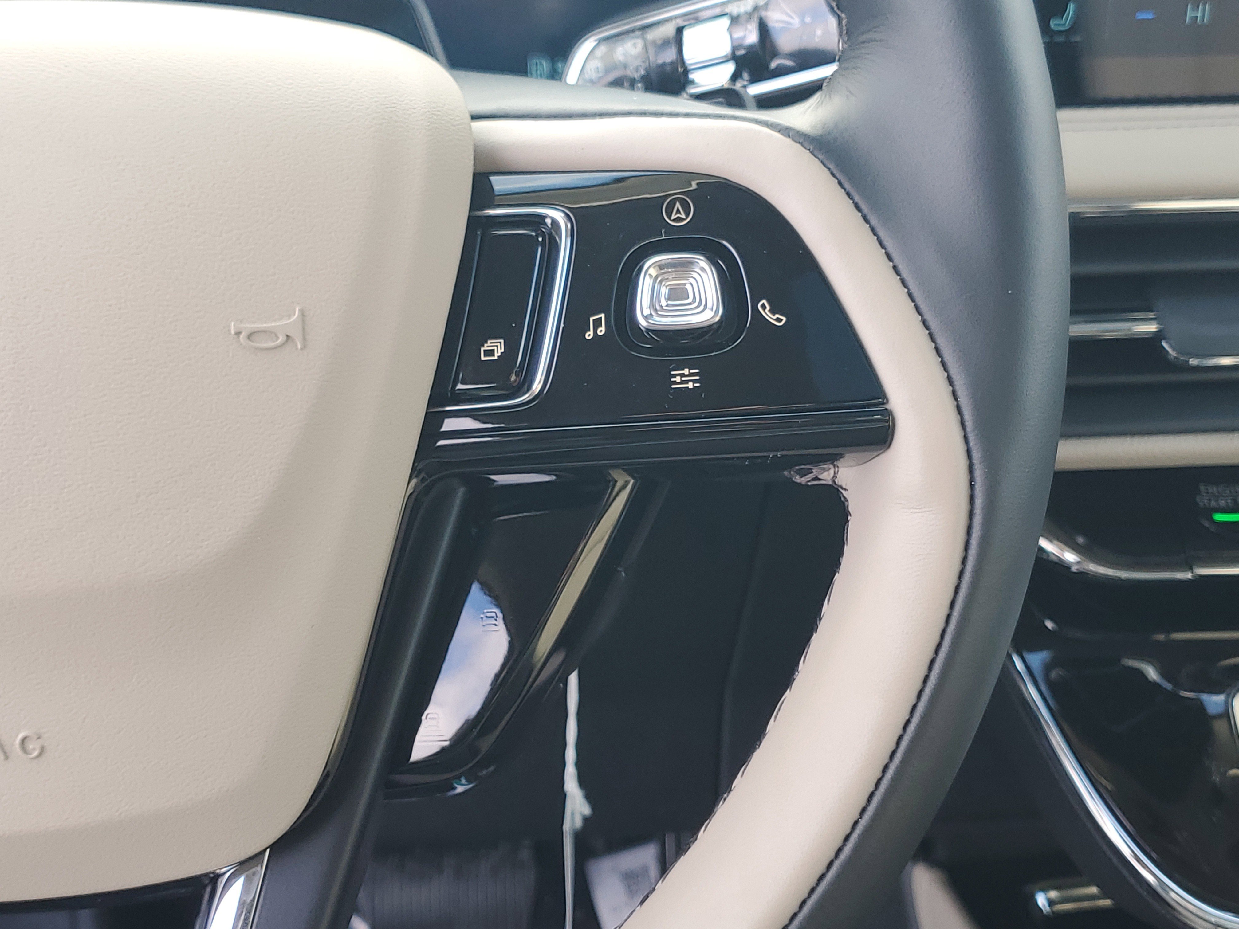 New 2026 Lincoln Corsair Grand Touring image 18