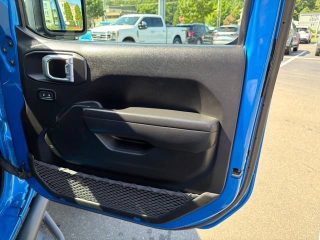 Used 2022 Jeep Wrangler Unlimited Sport AWD/4WD image 14