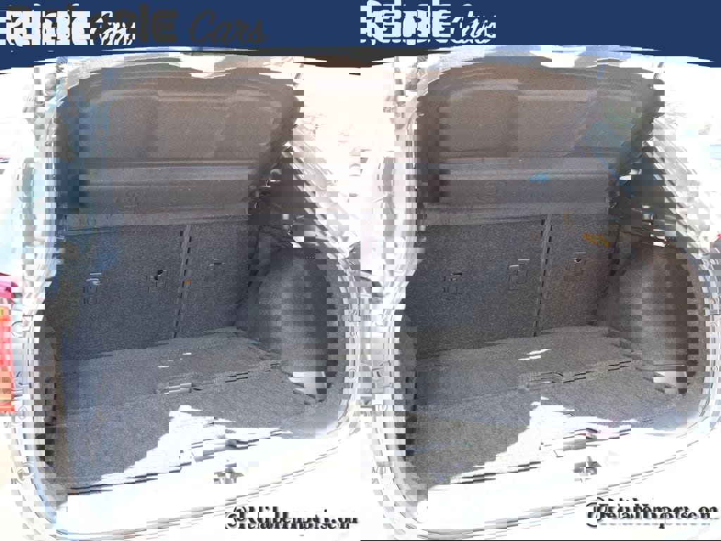 Used 2019 Nissan Rogue Sport S image 16