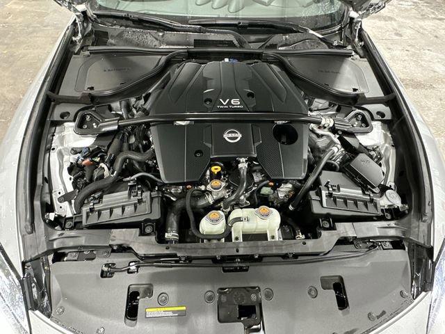 Used 2025 Nissan Z NISMO w/ Floor Mat Package RWD image 21