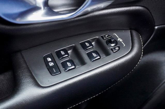 Used 2022 Volvo XC90 T6 Inscription w/ Advanced Package image 30