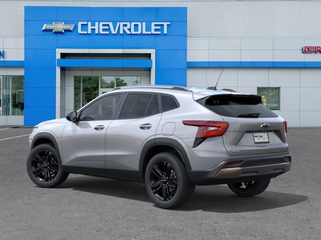 New 2026 Chevrolet Trax ACTIV w/ Sunroof Package FWD image 3