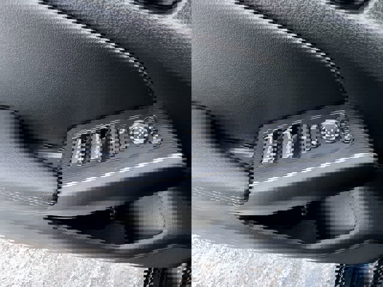 Used 2023 Honda Civic Touring image 13