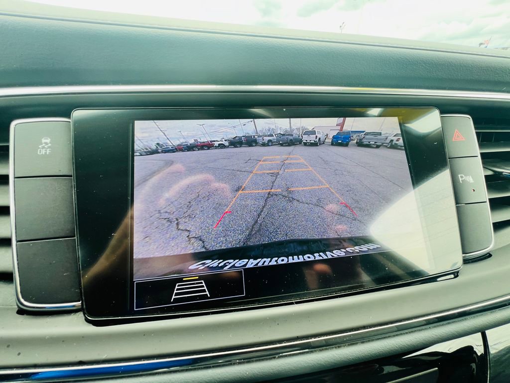 Used 2020 Buick Enclave Preferred image 27