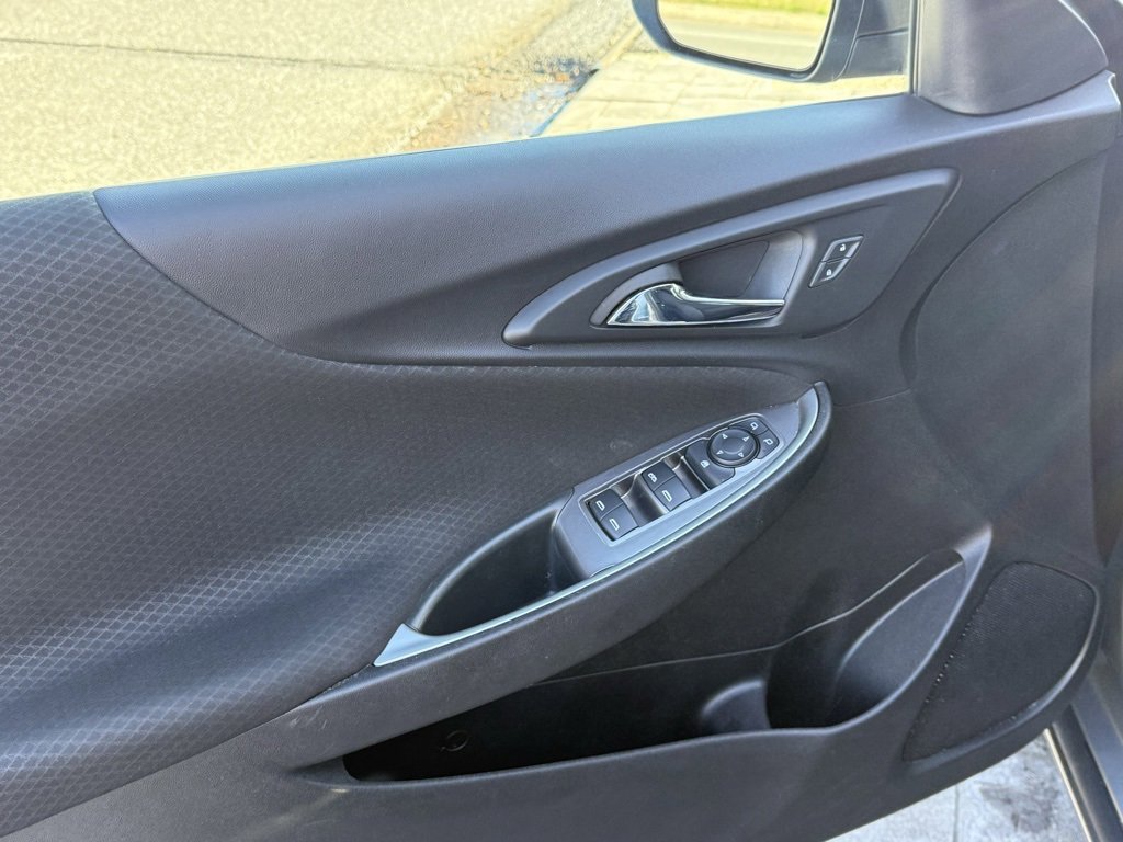 Certified 2023 Chevrolet Malibu LT image 9