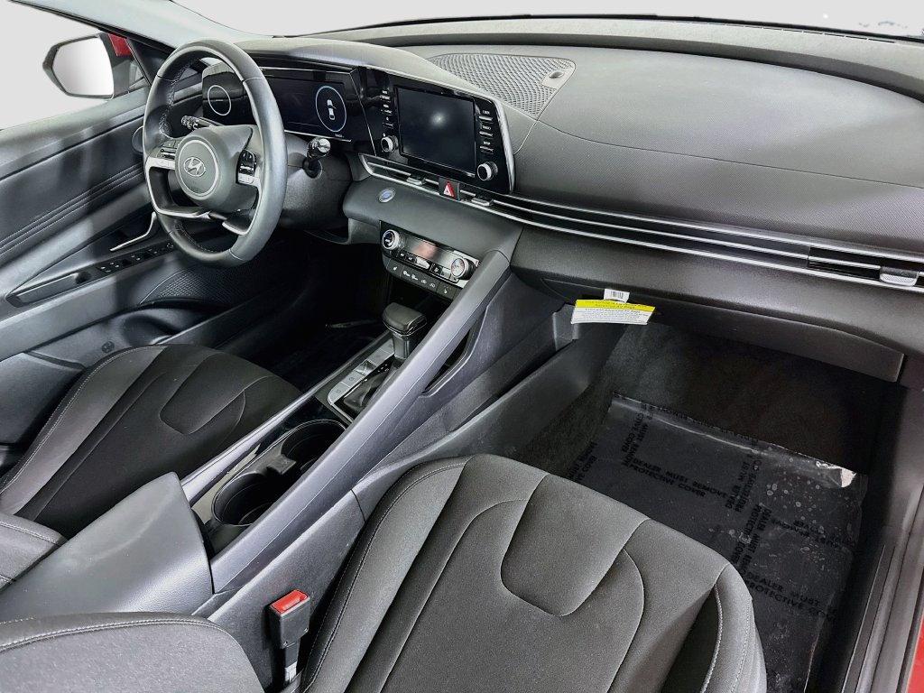Used 2021 Hyundai Elantra SEL w/ Convenience + Premium Package FWD image 32