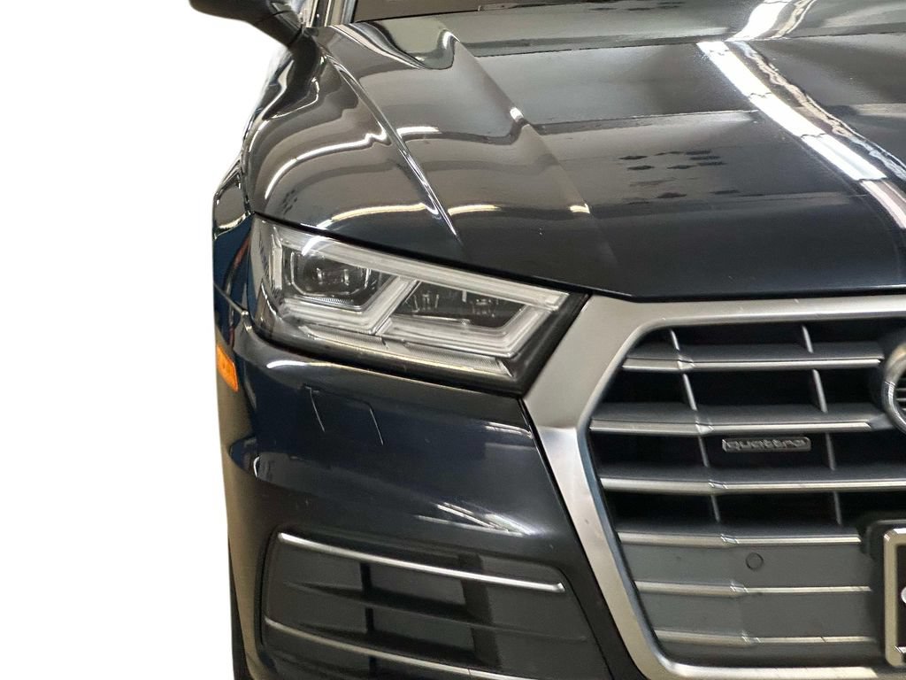 Used 2019 Audi Q5 2.0T Premium Plus w/ Premium Plus Package AWD/4WD image 9