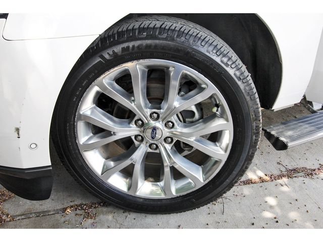 Used 2018 Ford Expedition Max Limited w/ Equipment Group 302A RWD image 29