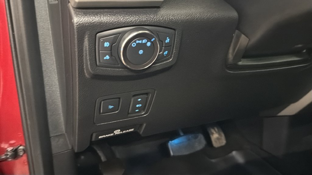 Used 2019 Ford F350 Lariat w/ Lariat Ultimate Package AWD/4WD image 14
