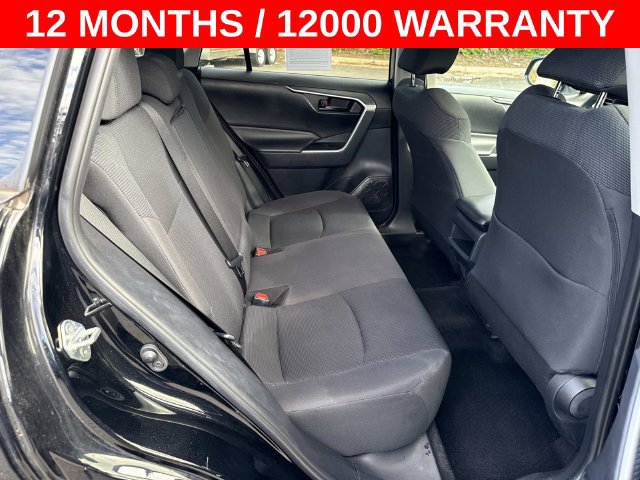 Used 2019 Toyota RAV4 LE FWD image 11