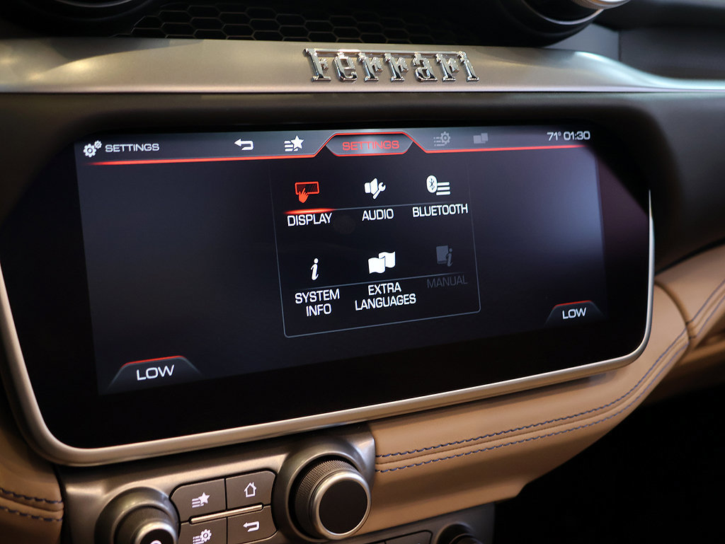 Certified 2019 Ferrari Portofino RWD image 95