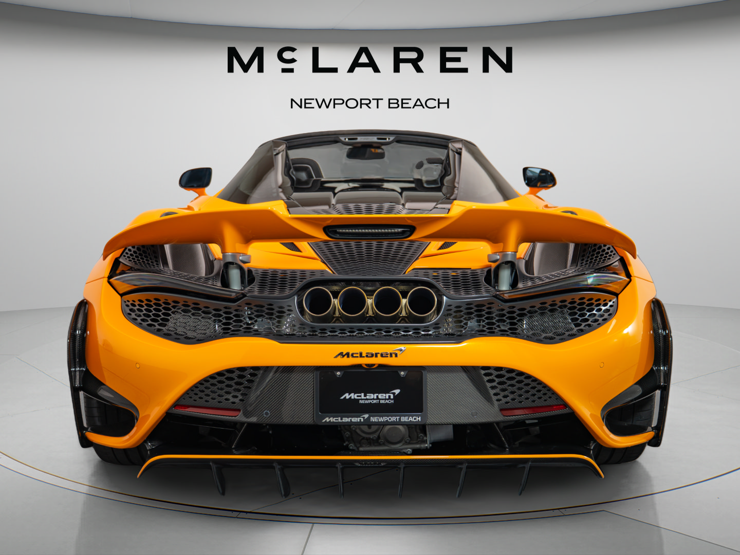 Used 2022 McLaren 765LT RWD image 7