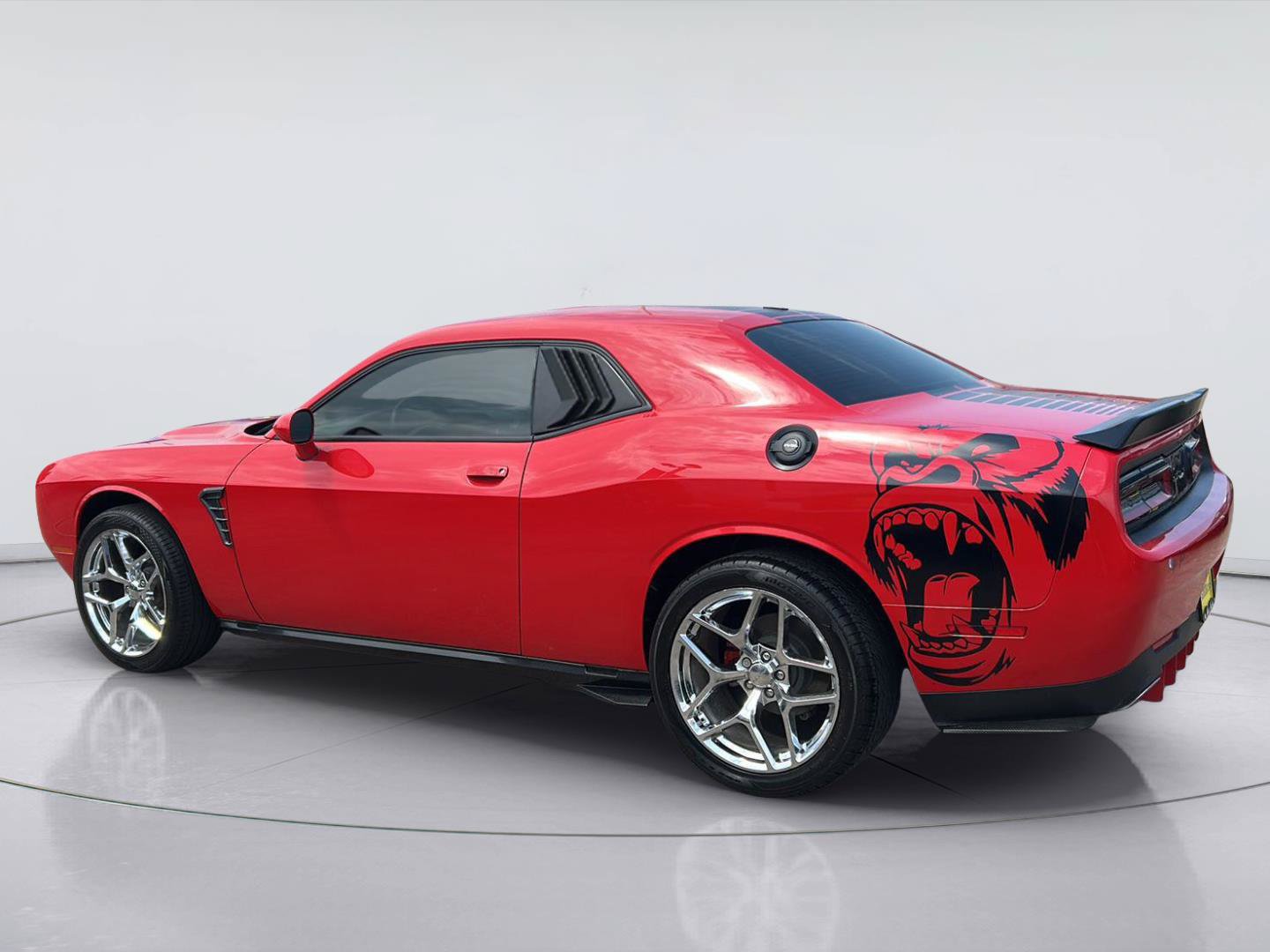 Used 2023 Dodge Challenger SXT w/ Blacktop Package RWD image 6