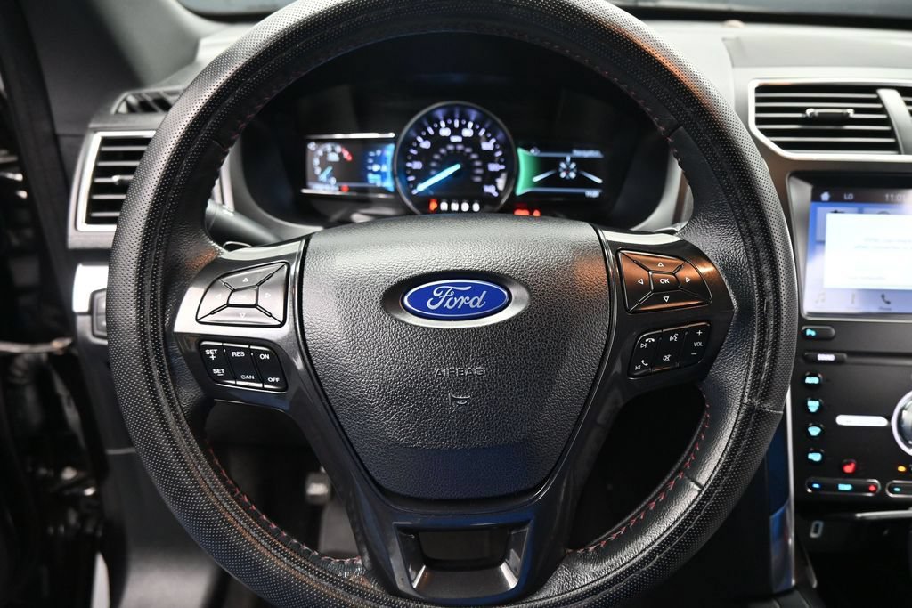 Used 2019 Ford Explorer Sport AWD/4WD image 15