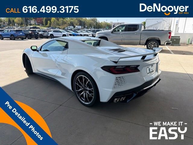Used 2025 Chevrolet Corvette Stingray Premium Conv w/ Z51 Performance Package RWD image 4