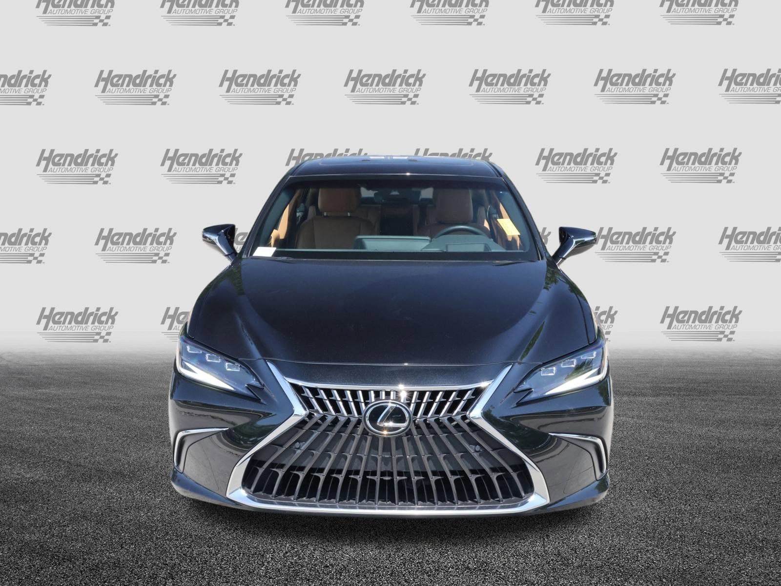 Certified 2023 Lexus ES 300h w/ Accessory Package (Z2) FWD image 3