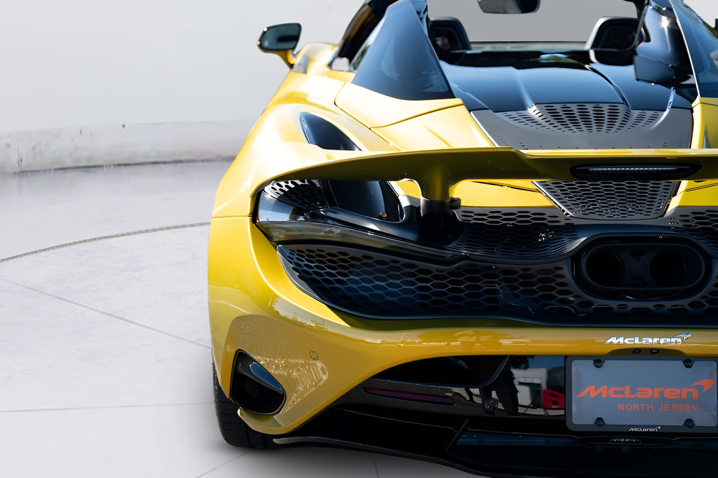 New 2026 McLaren 750S Spider RWD image 42