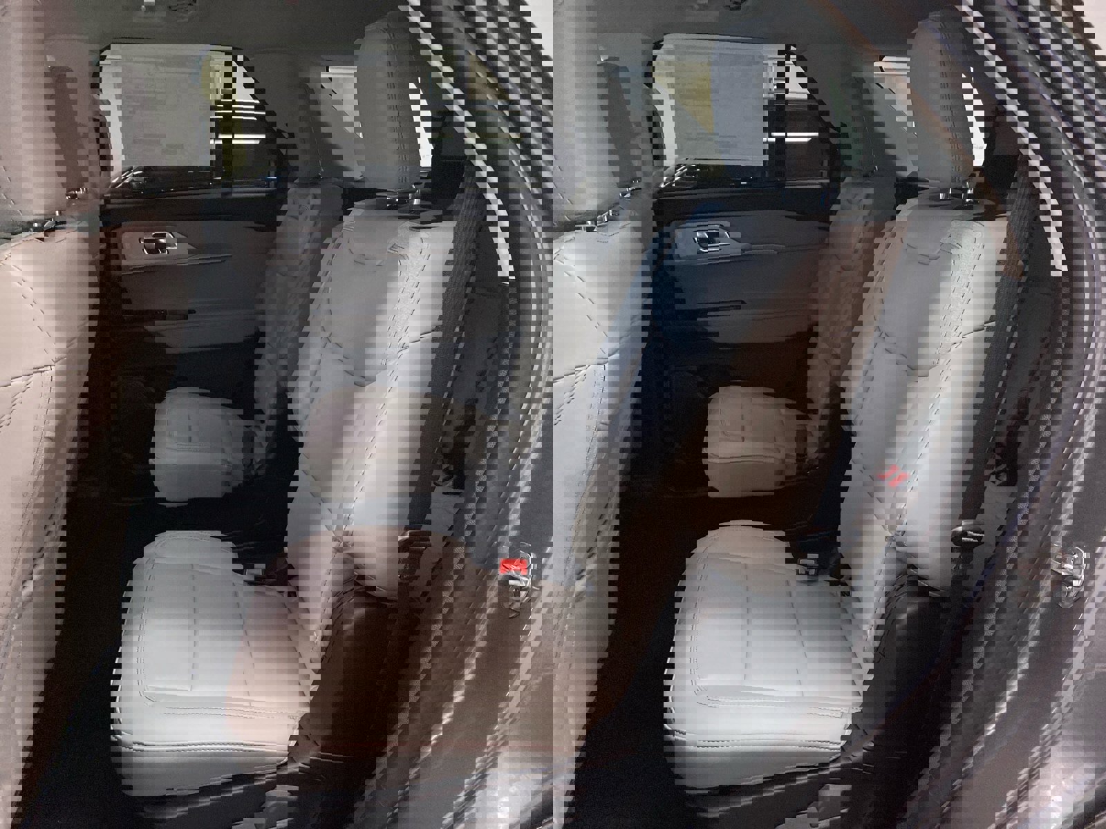 New 2026 Ford Explorer Active image 34