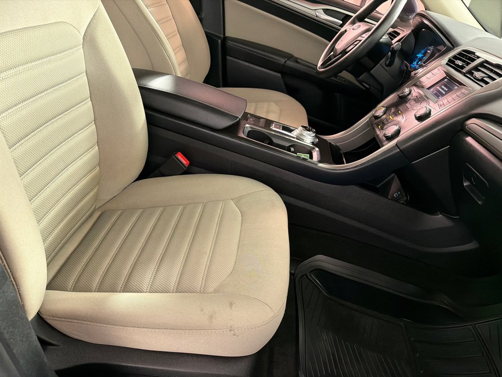 Used 2019 Ford Fusion S FWD image 22