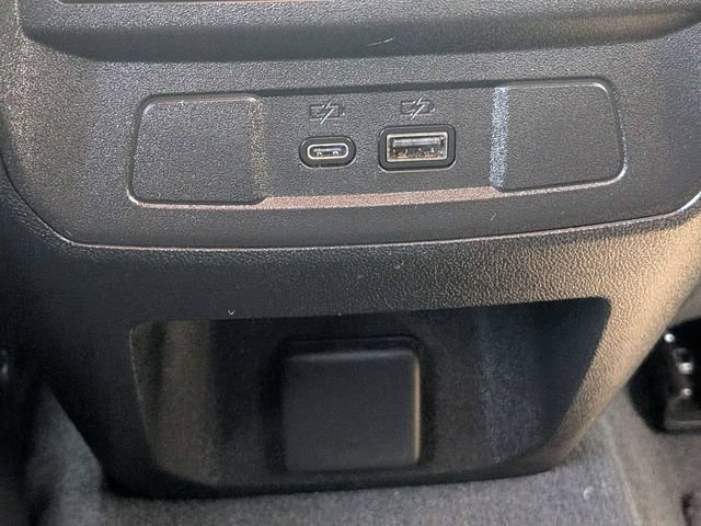 Used 2024 GMC Canyon AT4 w/ AT4 Premium Package AWD/4WD image 10