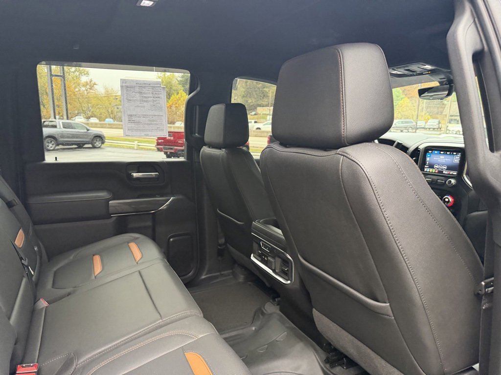 Used 2022 GMC Sierra 2500 AT4 w/ AT4 Preferred Package image 18