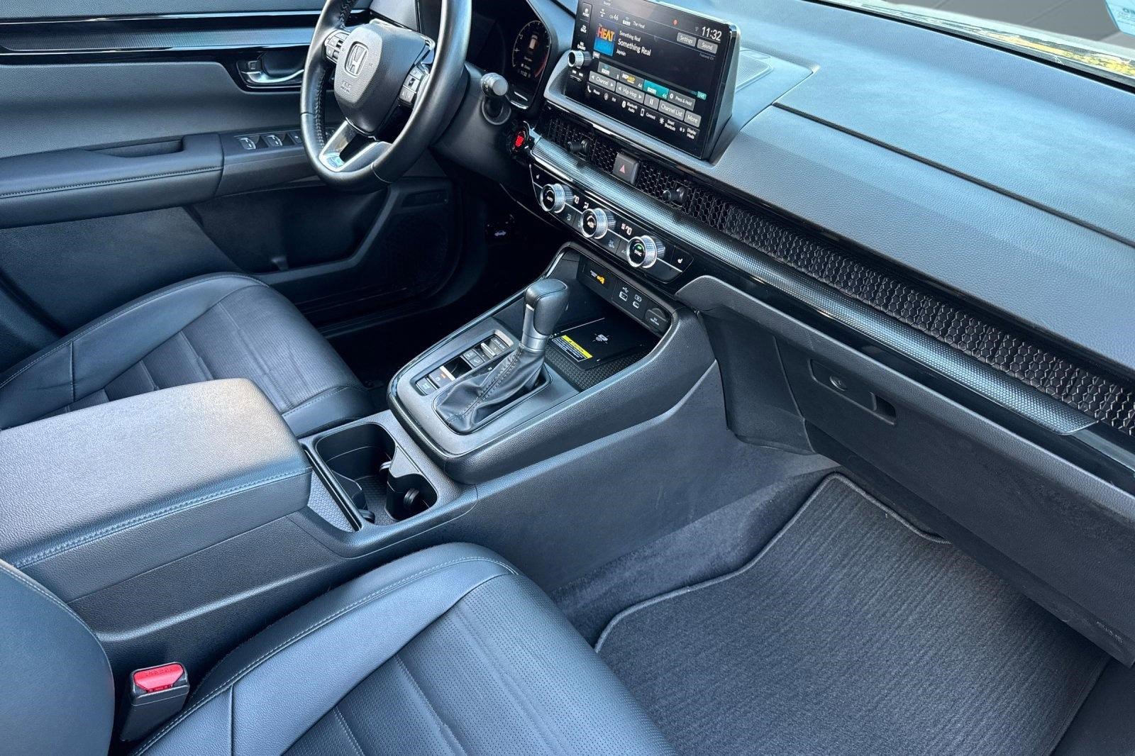 Used 2025 Honda CR-V EX-L image 31