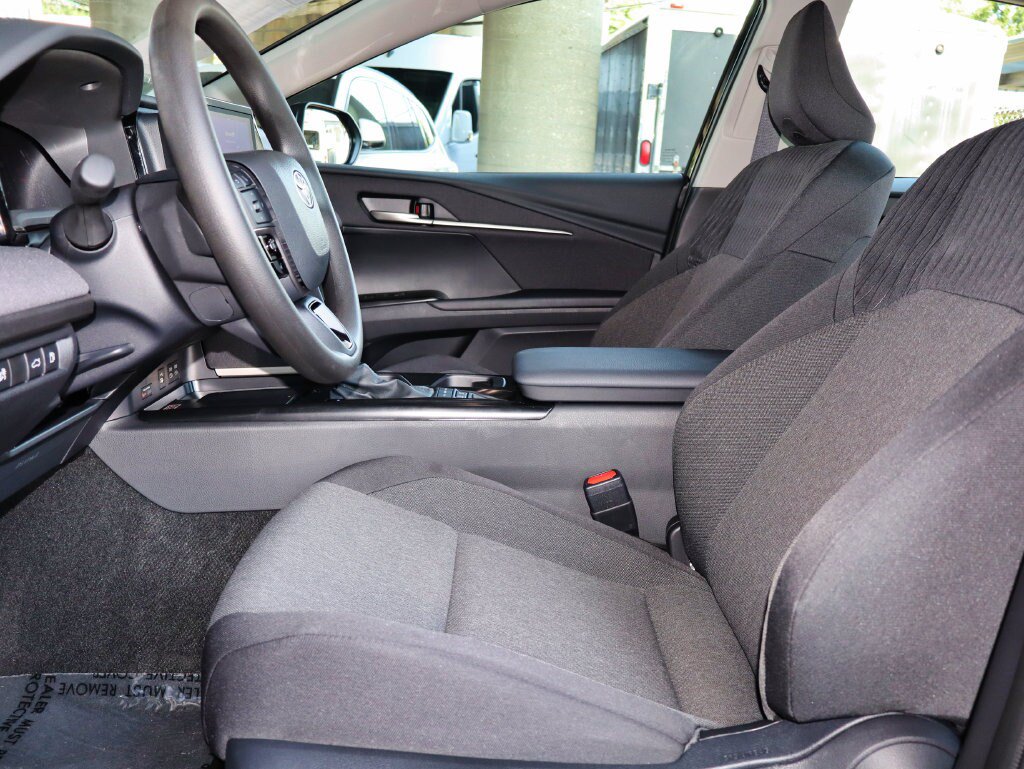Used 2026 Toyota Camry LE FWD image 29
