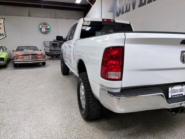 Used 2017 RAM 2500 SLT image 9