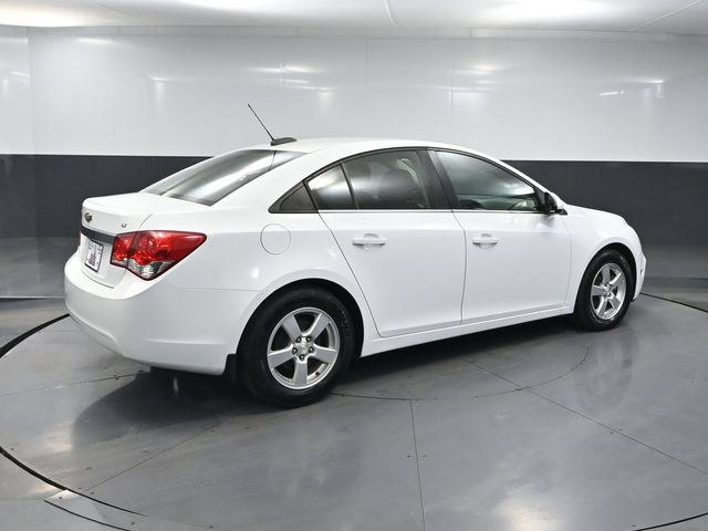 Used 2016 Chevrolet Cruze LT FWD image 4