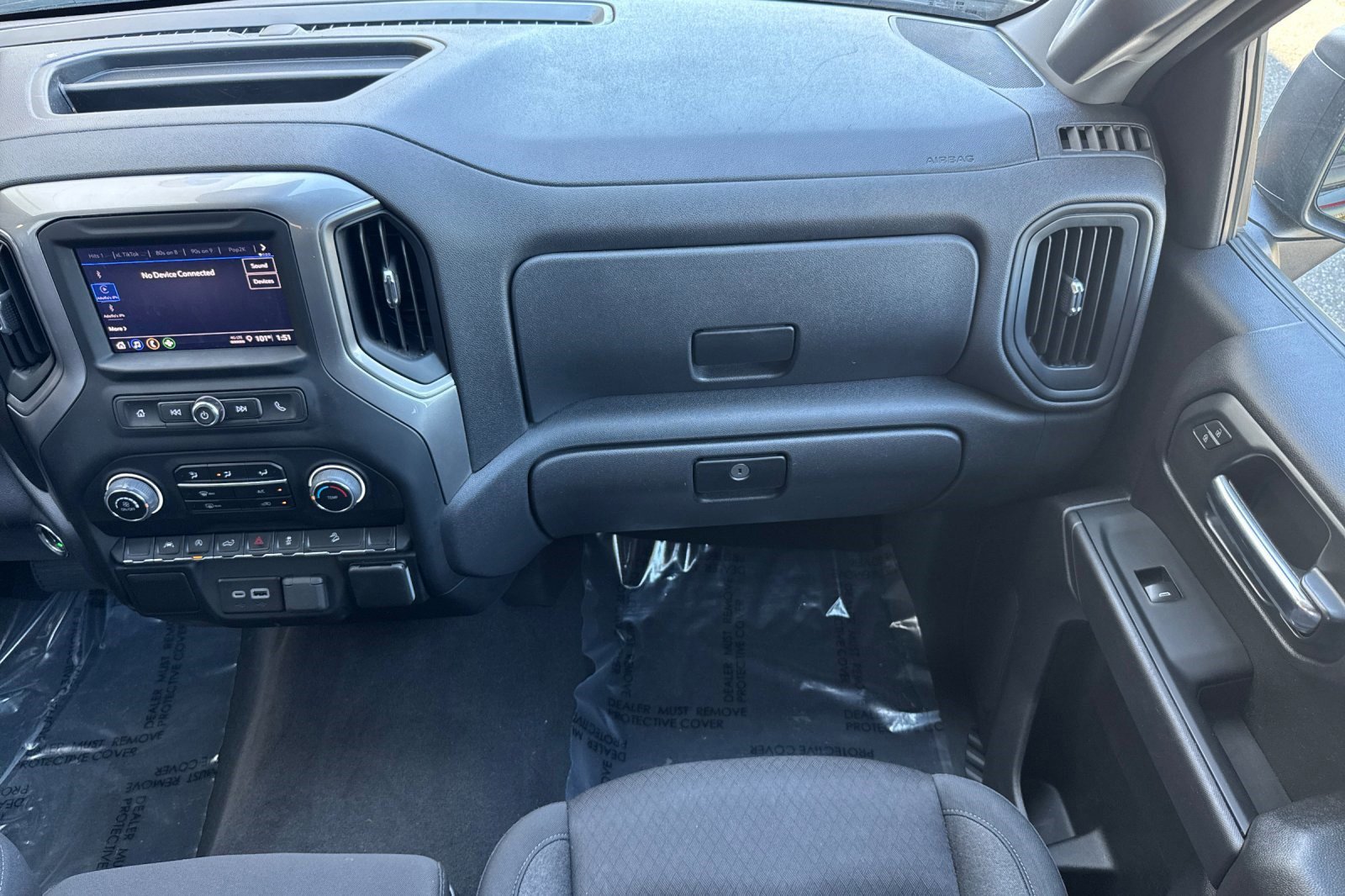 Used 2024 Chevrolet Silverado 1500 Custom Trail Boss w/ Turbomax Blackout Package image 28