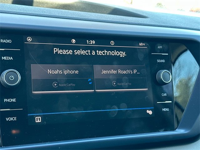 Used 2022 Volkswagen Taos SE image 21