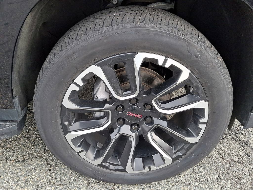 Used 2022 GMC Yukon SLT w/ SLT Luxury Package image 8